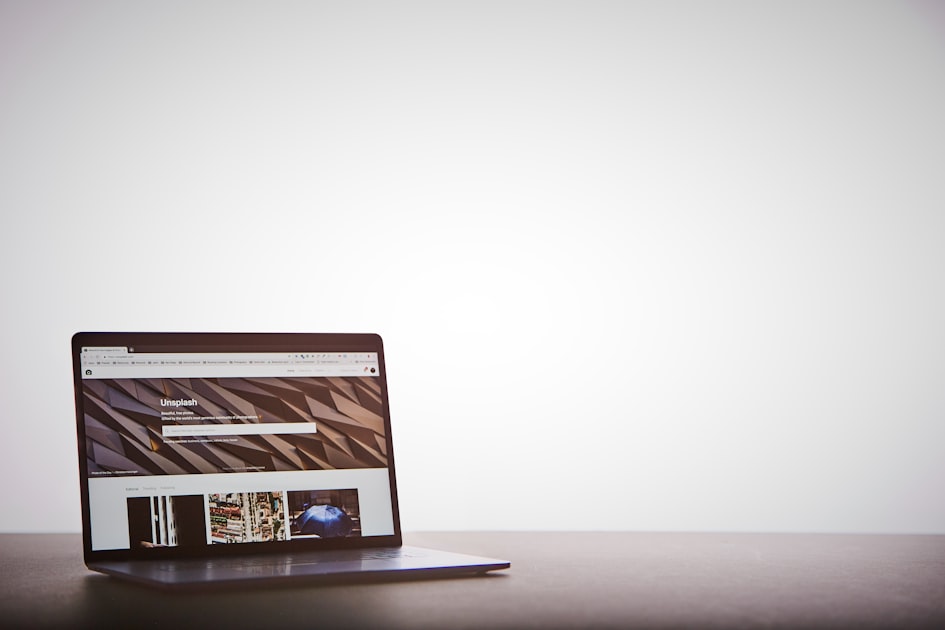 Benefits of a Simple Image Website